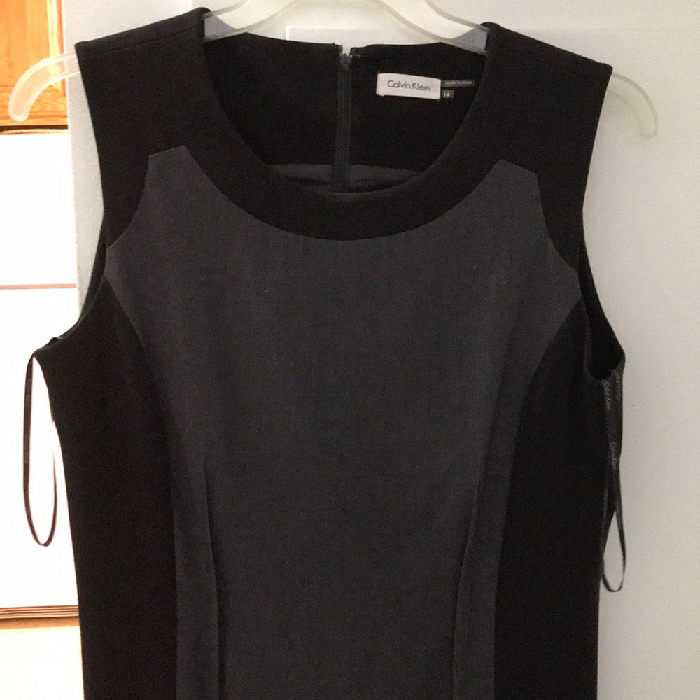 Short sleeve dress